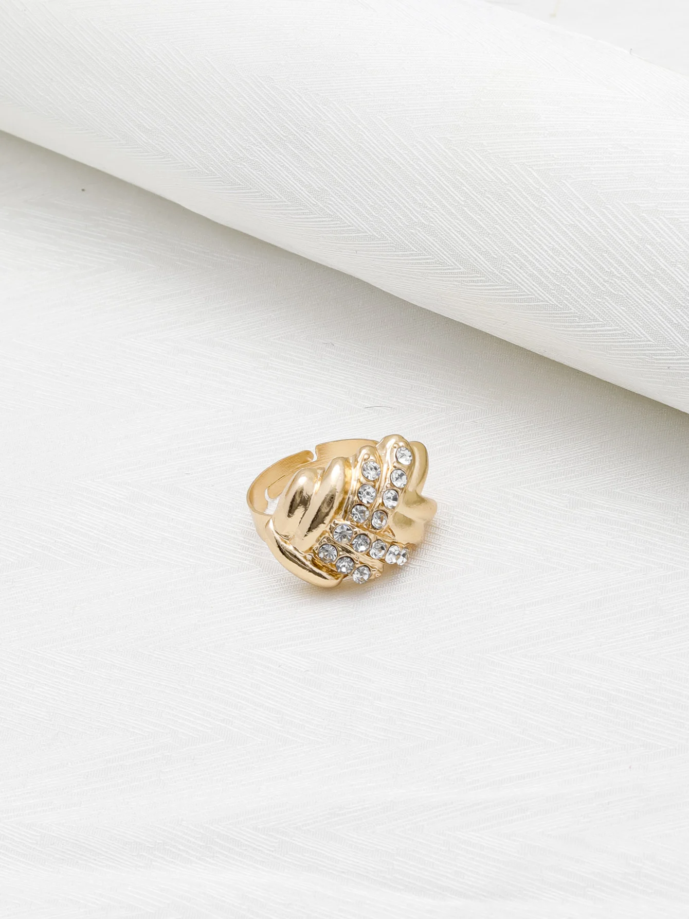 Fashion Crystal 18k Gold Plated Dubai Jewelry Set Necklace Wedding Earrings Ring Bracelet Women Bridal Jewelry Accessories Fashion Crystal 18k Gold Plated Dubai Jewelry Set Necklace Wedding Earrings Ring Bracelet Women Bridal Jewelry Accessories